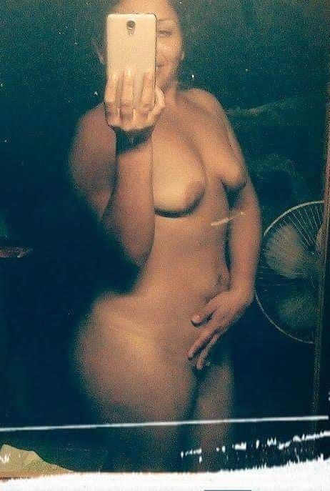 Mis fotos desnuda deseando un dotado para follar