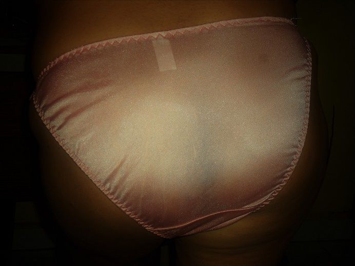 Algunas fotos de mi mujer, con su panty