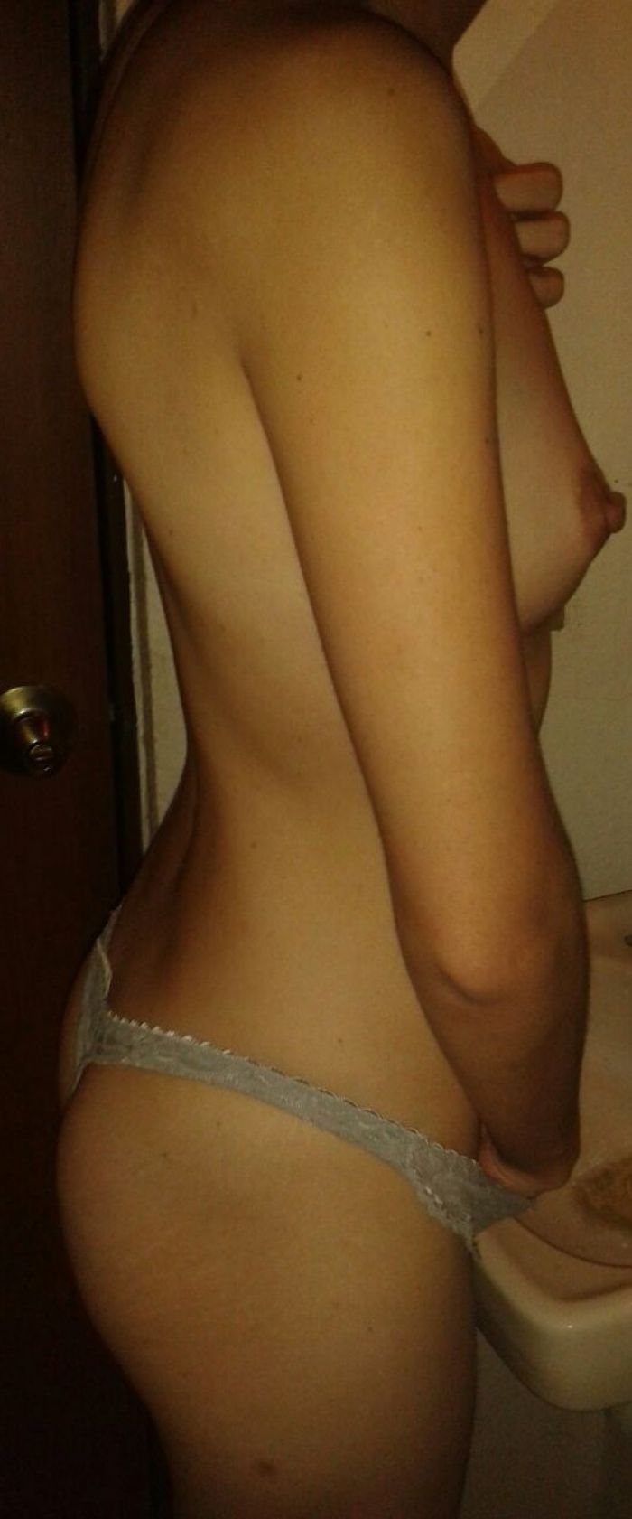 Me gusta mostrar a mi flaca desnuda