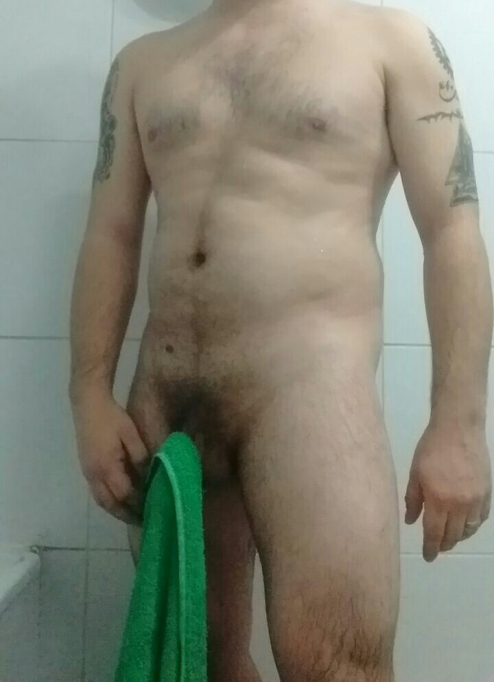 Comparto mi cuerpo desnudo al natural