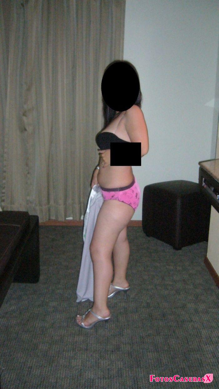 Unas fotos de mi rica esposa en un motel