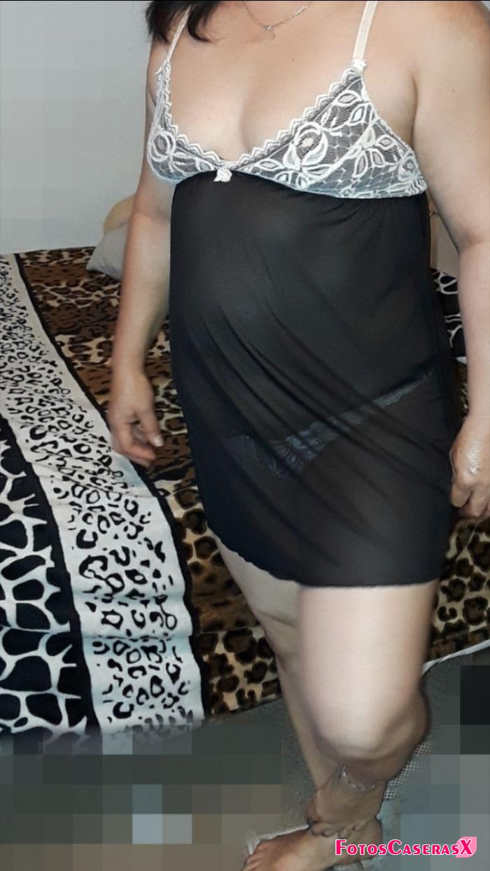 Mi gordita rica y madurita en lencería sexy