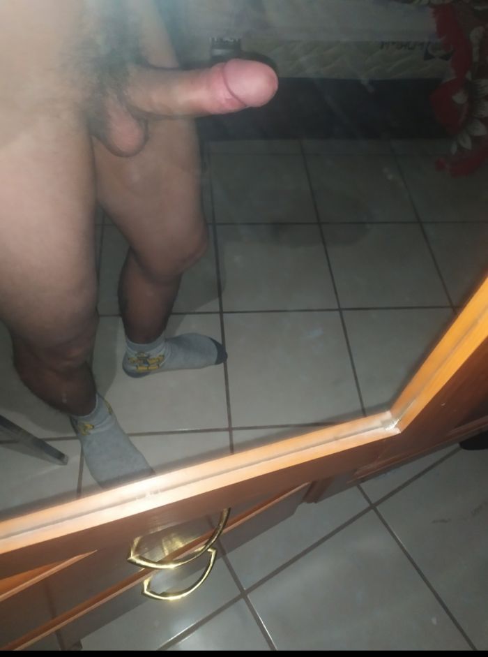 Tengo 20 años ¿creen que mi pene sea muy pequeño?