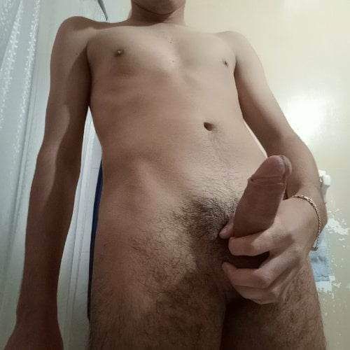 Desnude a mi amigo y saque foto de su pene