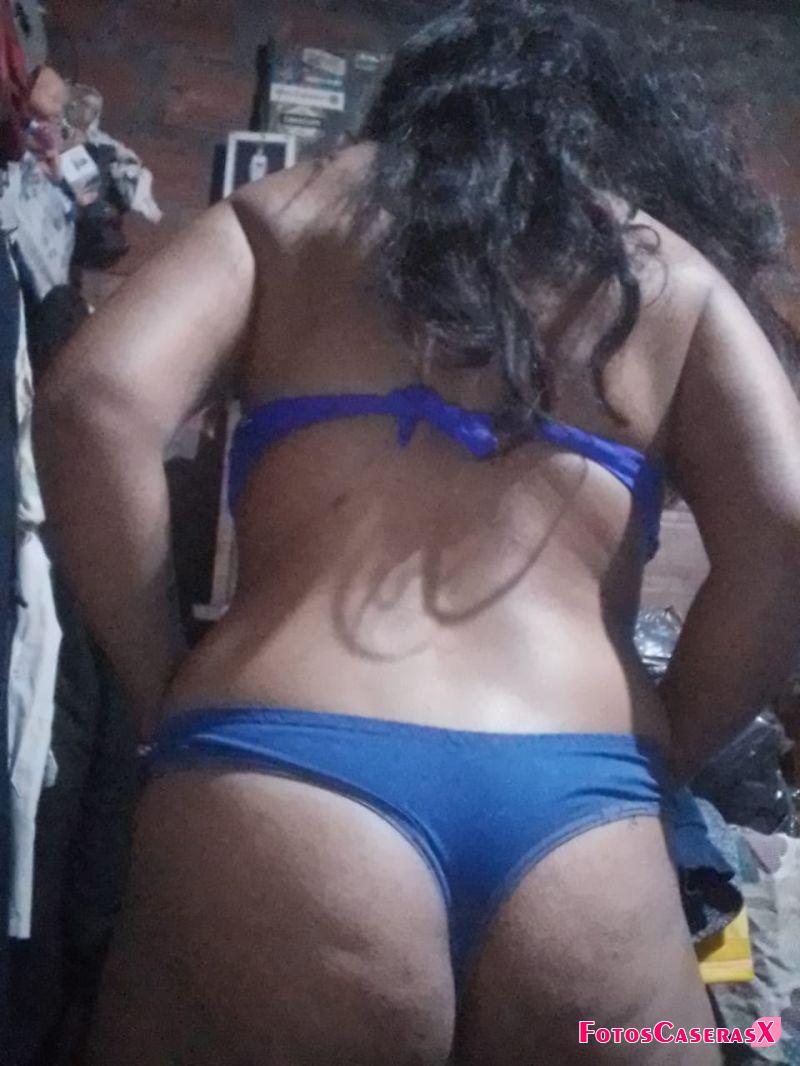 Buen culo de esta zorra barata