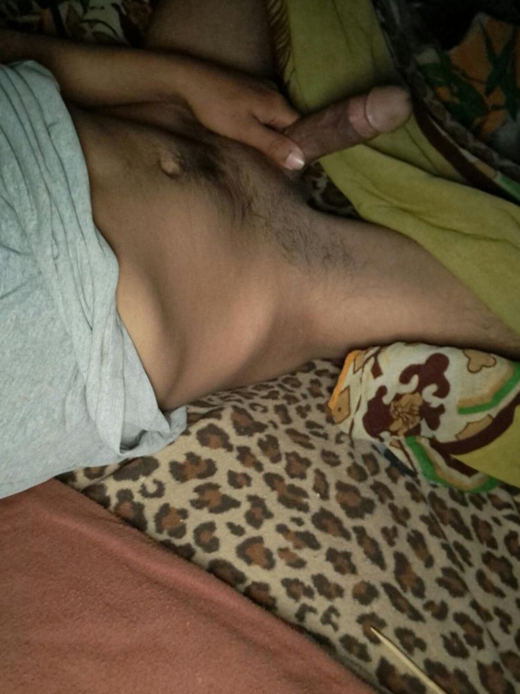 Espero les guste las fotos de mi pene