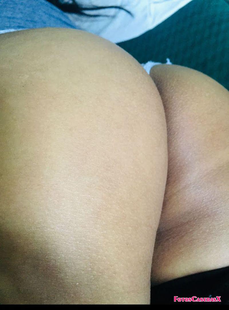 El culo de mi pareja, me gusta que la morboseen