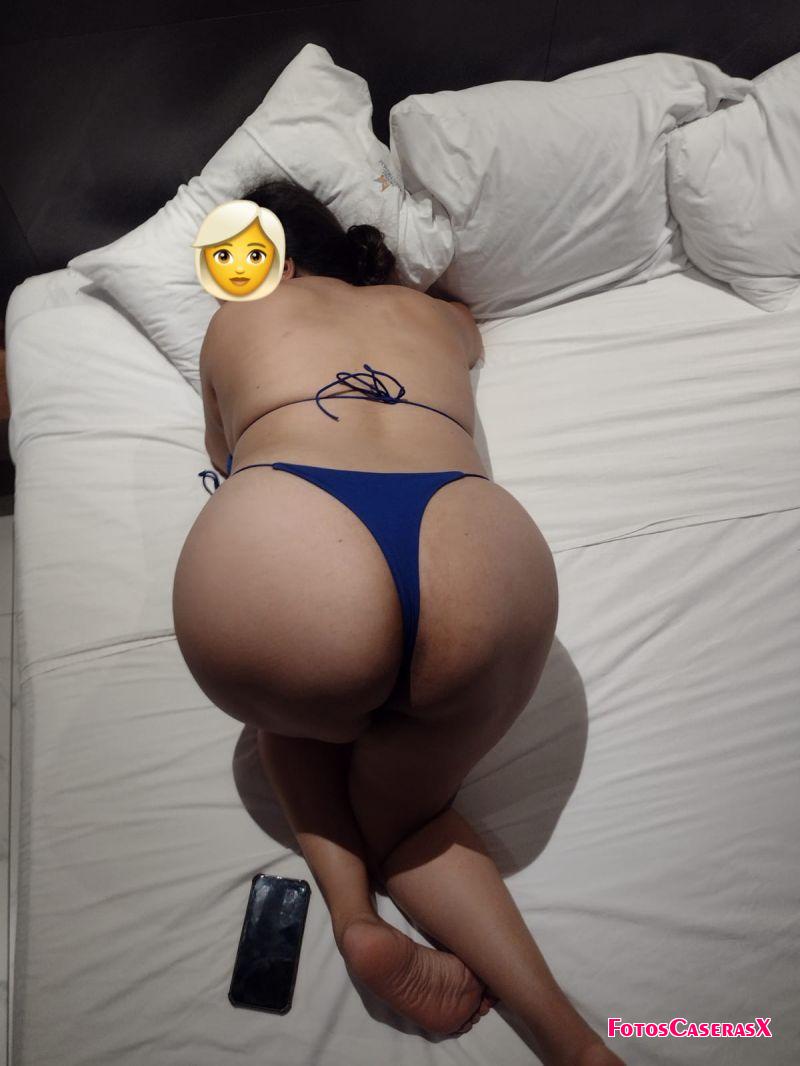 La señora del bikini azul muy fogosa 4 La señora del bikini azul muy fogosa